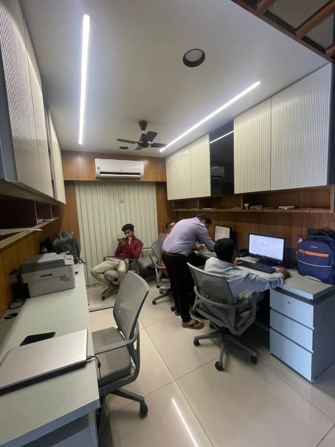 Office 1365 Sq. Ft. Commercial Office for Rent in Sindhu Bhavan Road Ahmedabad - Media 14