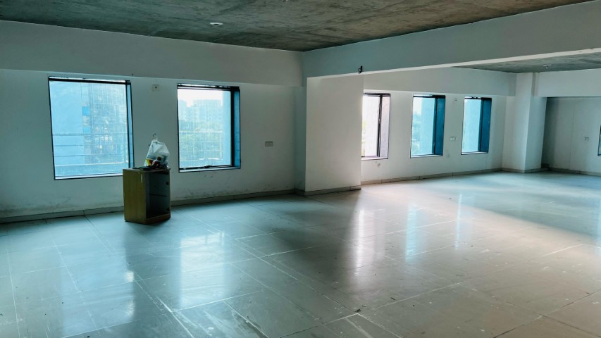 Office 2127 Sq. Ft. Commercial Office for Rent in Ambli Road Ahmedabad - Media 3
