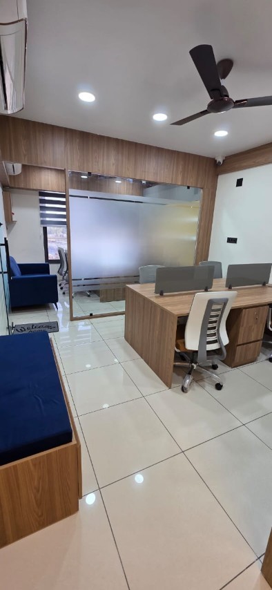 Office 559 Sq. Ft. Commercial Office for Rent in Bopal Ahmedabad - Media 3