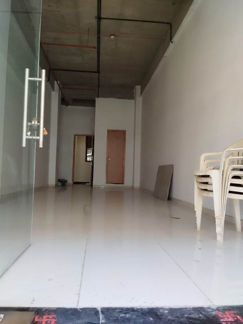 Showroom 883 Sq. Ft. Showroom Second Floor for Rent in Gota Ahmedabad