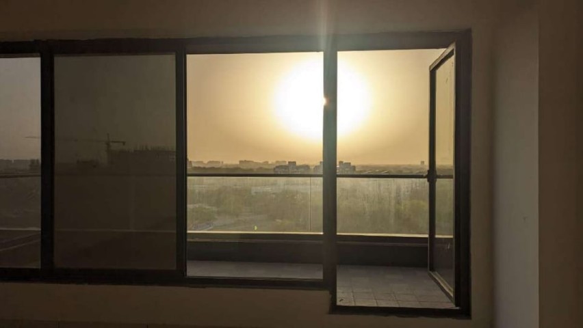 Office 1337 Sq. Ft. Commercial Office for Rent in Sg Highway Ahmedabad - Media 2