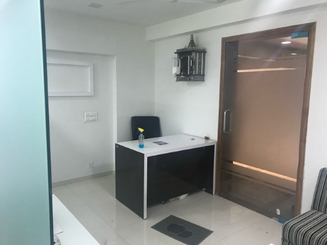 Office 1080 Sq. Ft. Commercial Office for Rent in Satellite Ahmedabad - Media 4