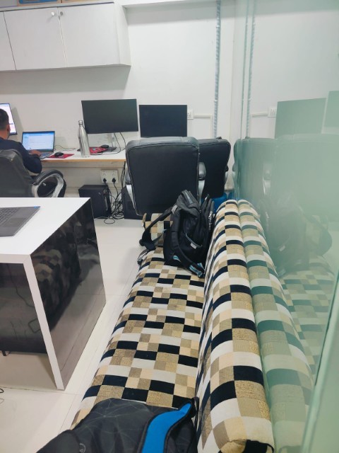 Office 1080 Sq. Ft. Commercial Office for Rent in Satellite Ahmedabad - Media 5