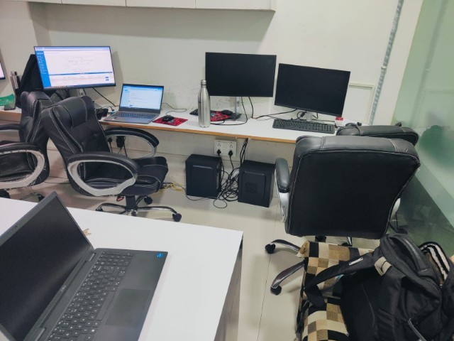 Office 1080 Sq. Ft. Commercial Office for Rent in Satellite Ahmedabad - Media 7