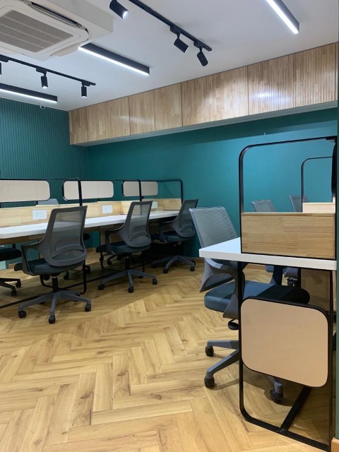 Office 1042 Sq. Ft. Commercial Office for Rent in Satellite Ahmedabad - Media 21
