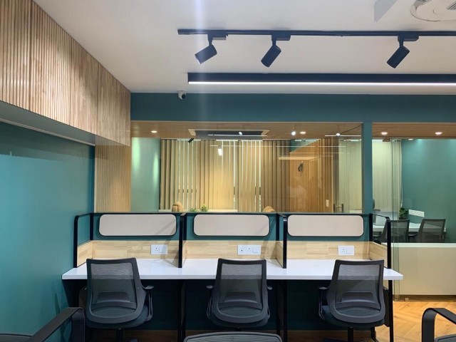 Office 1042 Sq. Ft. Commercial Office for Rent in Satellite Ahmedabad - Media 18