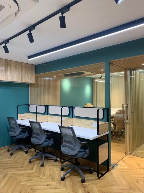 Office 1042 Sq. Ft. Commercial Office for Rent in Satellite Ahmedabad - Media 14