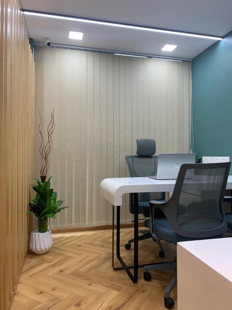 Office 1042 Sq. Ft. Commercial Office for Rent in Satellite Ahmedabad - Media 6