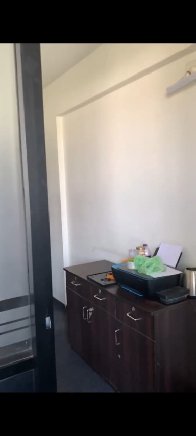 Office 650 Sq. Ft. Commercial Office for Rent in Zydus Road Ahmedabad - Media 5
