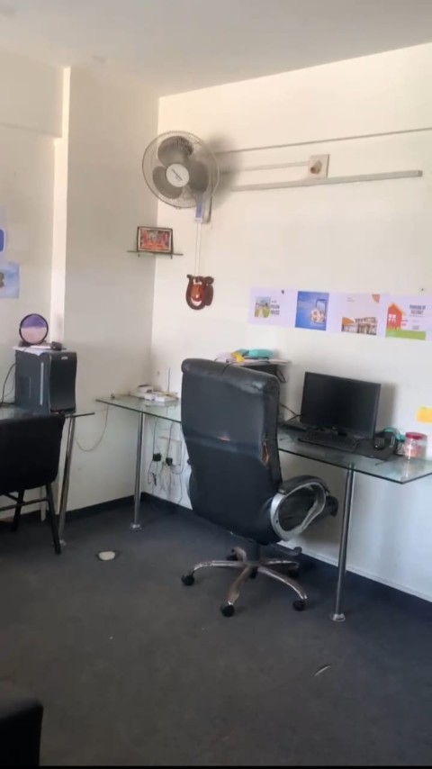 Office 650 Sq. Ft. Commercial Office for Rent in Zydus Road Ahmedabad - Media 6