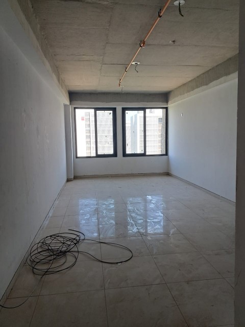 Office 679 Sq. Ft. Commercial Office for Rent in Jagatpur Ahmedabad - Media 4