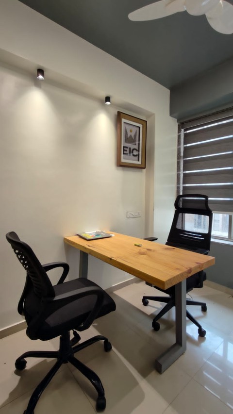 Office 465 Sq. Ft. Commercial Office for Rent in Memnagar/gurukul Ahmedabad
