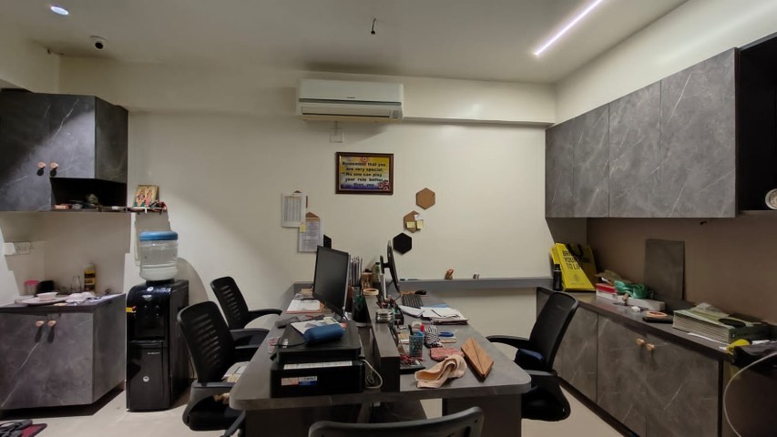 Office 465 Sq. Ft. Commercial Office for Rent in Memnagar/gurukul Ahmedabad - Media 5