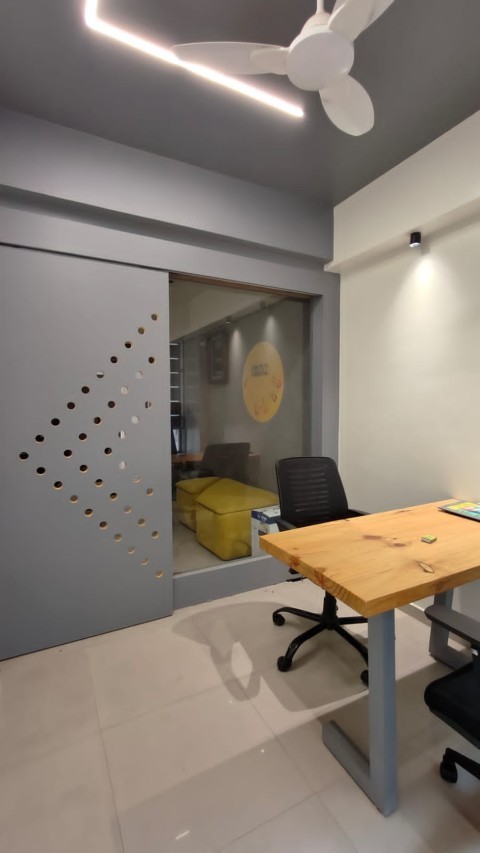 Office 465 Sq. Ft. Commercial Office for Rent in Memnagar/gurukul Ahmedabad - Media 8