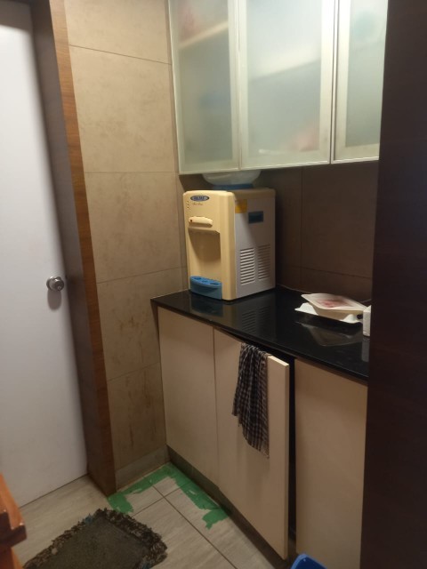 Office 1100 Sq. Ft. Commercial Office for Rent in Sg Highway Ahmedabad - Media 8
