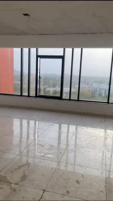 Office 885 Sq. Ft. Commercial Office for Rent in Sg Highway Ahmedabad - Media 3
