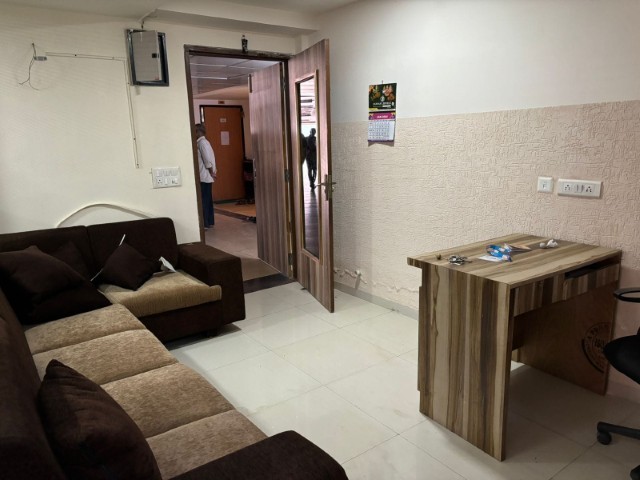Office 1175 Sq. Ft. Commercial Office for Rent in Science City Ahmedabad - Media 3