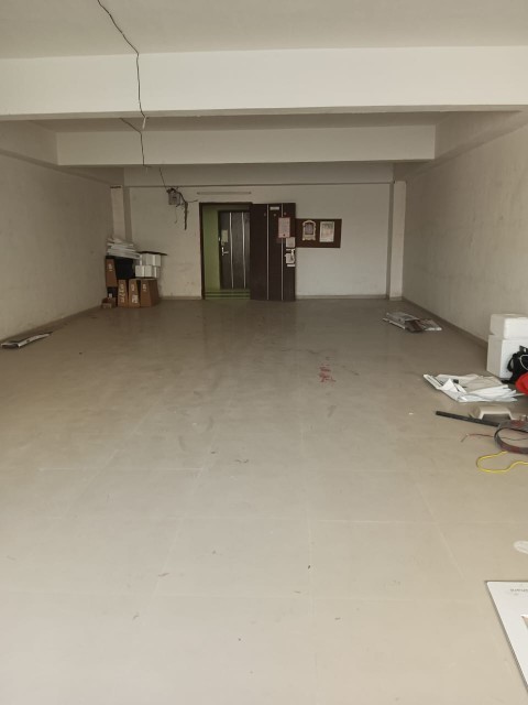 Showroom 1281 Sq. Ft. Showroom First Floor for Rent in Science City Ahmedabad