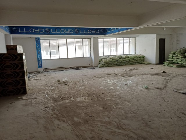Showroom 2275 Sq. Ft. Showroom First Floor for Rent in Science City Ahmedabad - Media 6