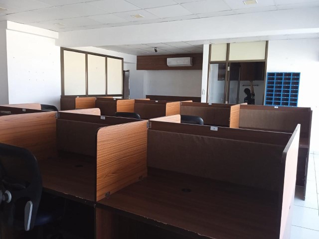 Office 1487 Sq. Ft. Commercial Office for Rent in Sola Ahmedabad - Media 6