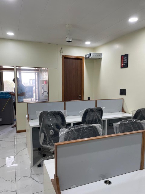 Office 330 Sq. Ft. Commercial Office for Rent in Sp Ring Road Ahmedabad - Media 7