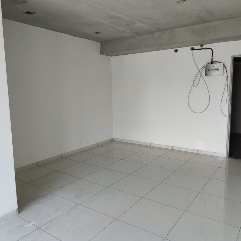 Office 600 Sq. Ft. Commercial Office for Rent in Satellite Ahmedabad - Media 5
