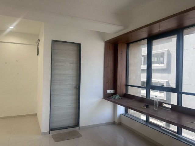 Office 550 Sq. Ft. Commercial Office for Rent in Ambli Bopal Road Ahmedabad - Media 3