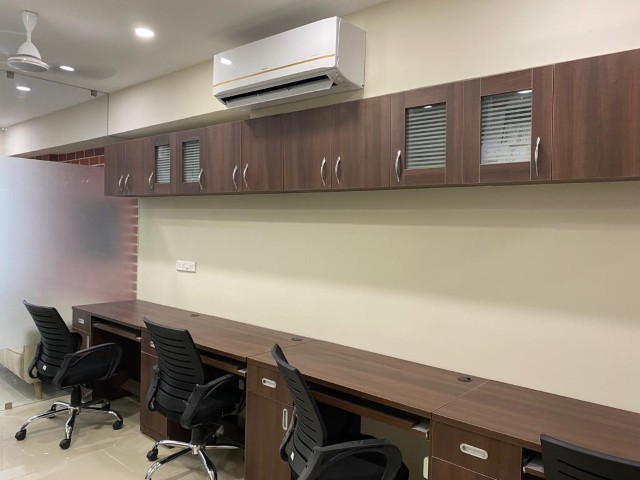 Office 822 Sq. Ft. Commercial Office for Rent in Rajpath Rangoli Road Ahmedabad - Media 12