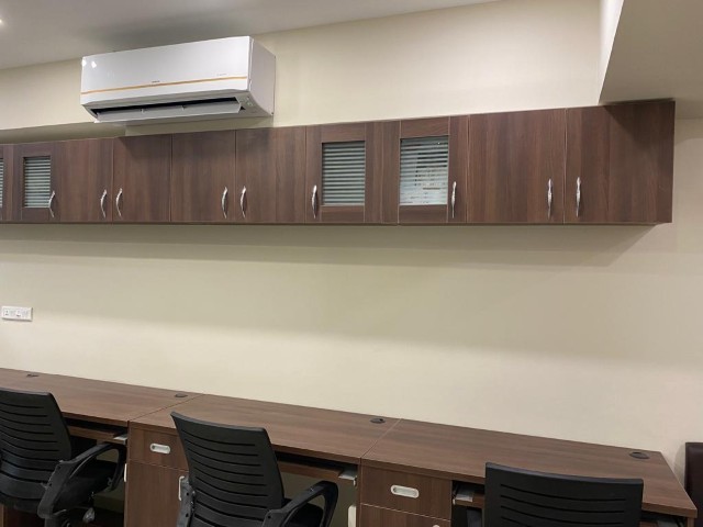 Office 822 Sq. Ft. Commercial Office for Rent in Rajpath Rangoli Road Ahmedabad - Media 13