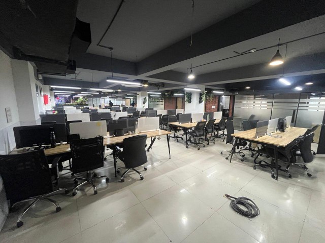 Office 4985 Sq. Ft. Commercial Office for Rent in Drive In Road Ahmedabad - Media 17