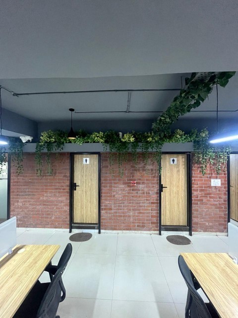 Office 4985 Sq. Ft. Commercial Office for Rent in Drive In Road Ahmedabad - Media 15