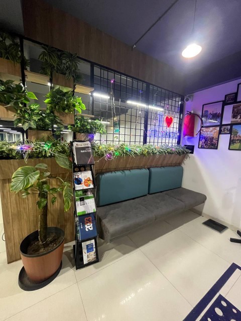 Office 4985 Sq. Ft. Commercial Office for Rent in Drive In Road Ahmedabad - Media 10