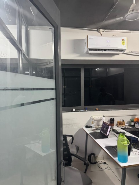 Office 1020 Sq. Ft. Commercial Office for Sale in Jagatpur Ahmedabad - Media 5