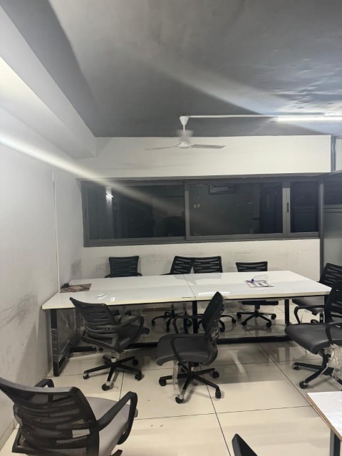 Office 1020 Sq. Ft. Commercial Office for Sale in Jagatpur Ahmedabad - Media 7