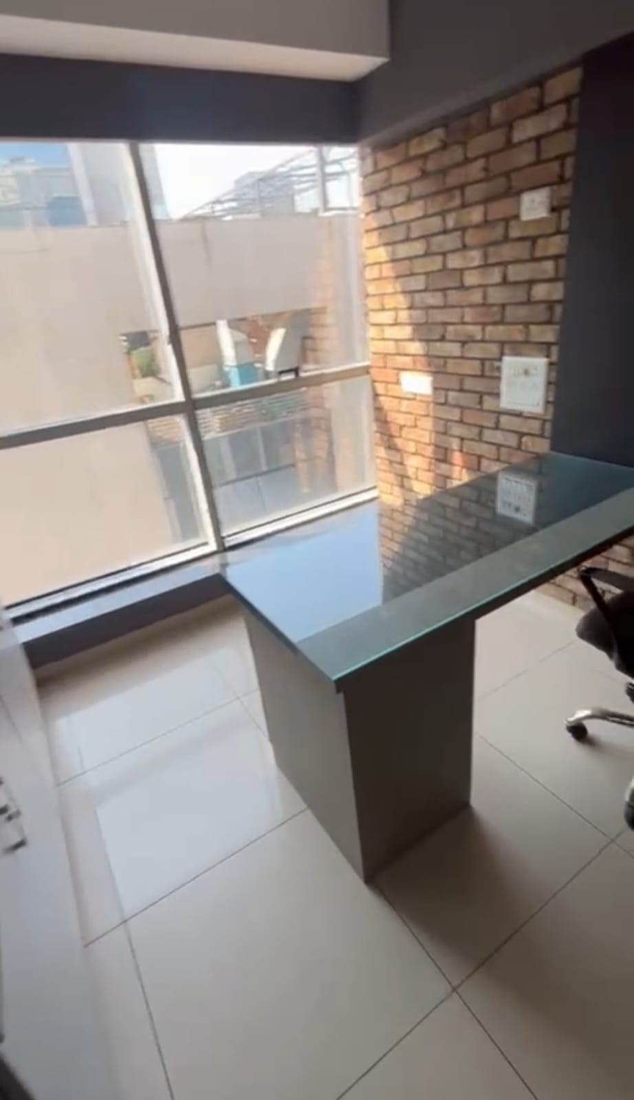 Office 468 Sq. Ft. Commercial Office for Rent in Bodakdev Ahmedabad - Media 4
