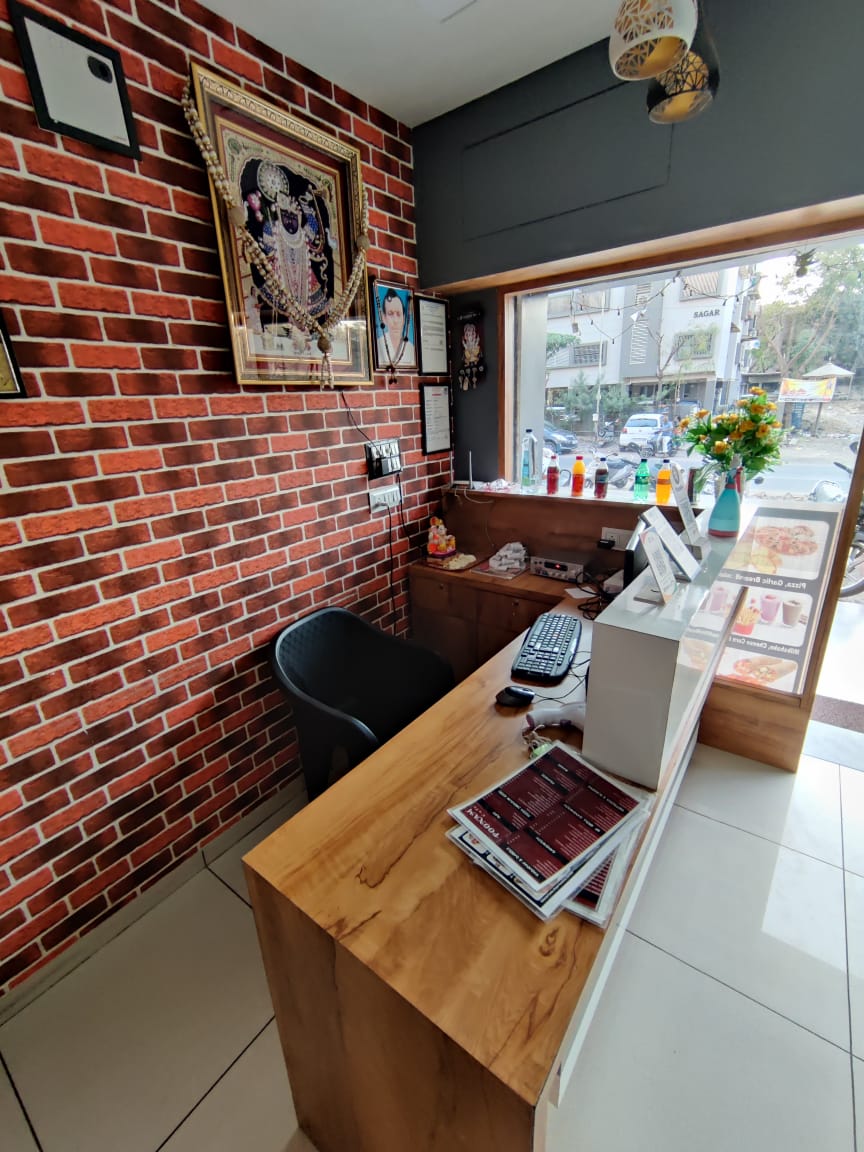Shop 600 Sq. Ft. Commercial Showroom for Rent in Sola Ahmedabad - Media 3