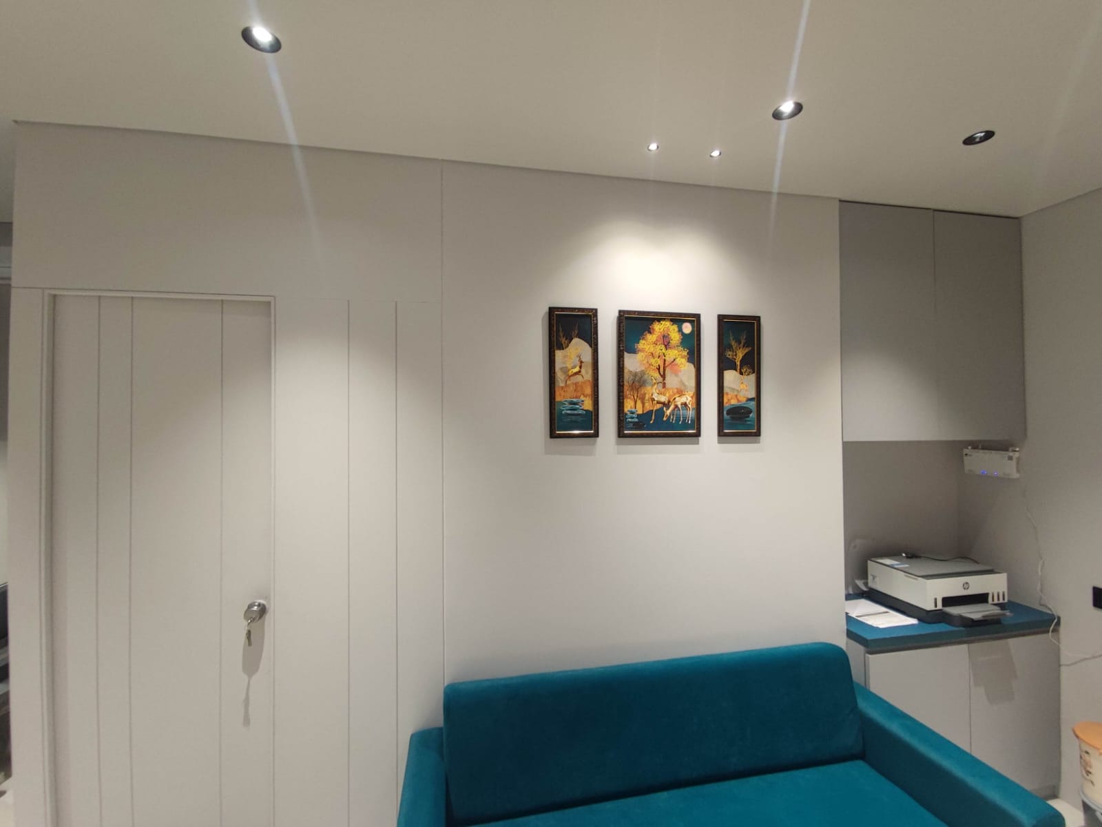 Office 731 Sq. Ft. Commercial Office for Rent in Sg Highway Ahmedabad - Media 7