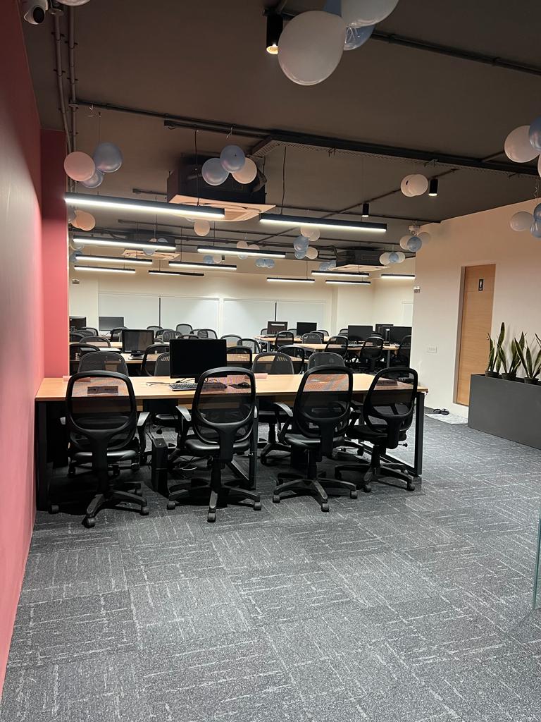 Office 8100 Sq. Ft. Commercial Office for Rent in Satellite Ahmedabad - Media 7