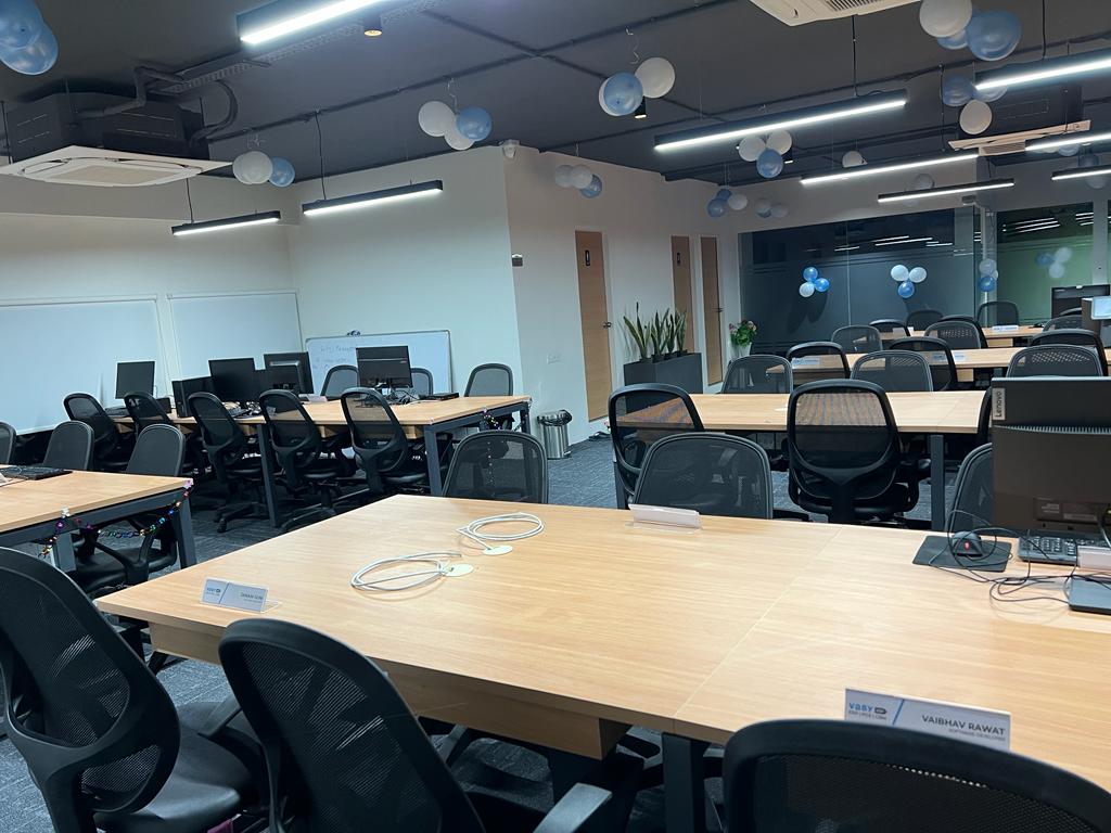 Office 8100 Sq. Ft. Commercial Office for Rent in Satellite Ahmedabad - Media 3