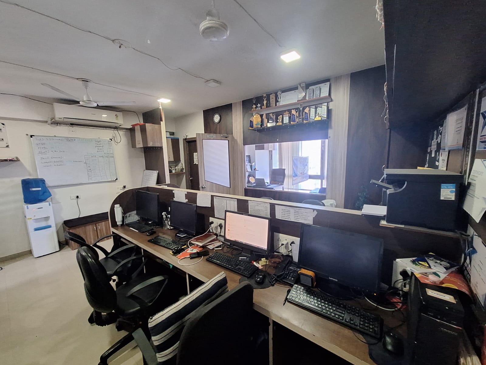 Office 663 Sq. Ft. Commercial Office for Rent in Vijay Cross Road Ahmedabad - Media 9