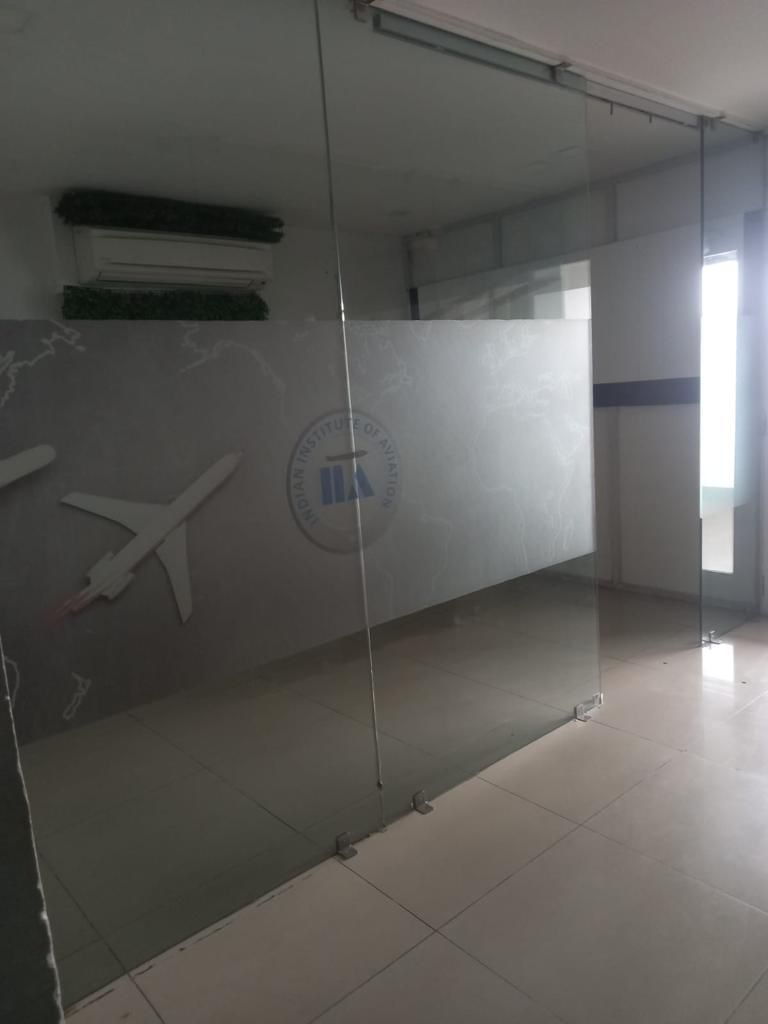 Office 1105 Sq. Ft. Commercial Office for Rent in Satellite Ahmedabad - Media 5