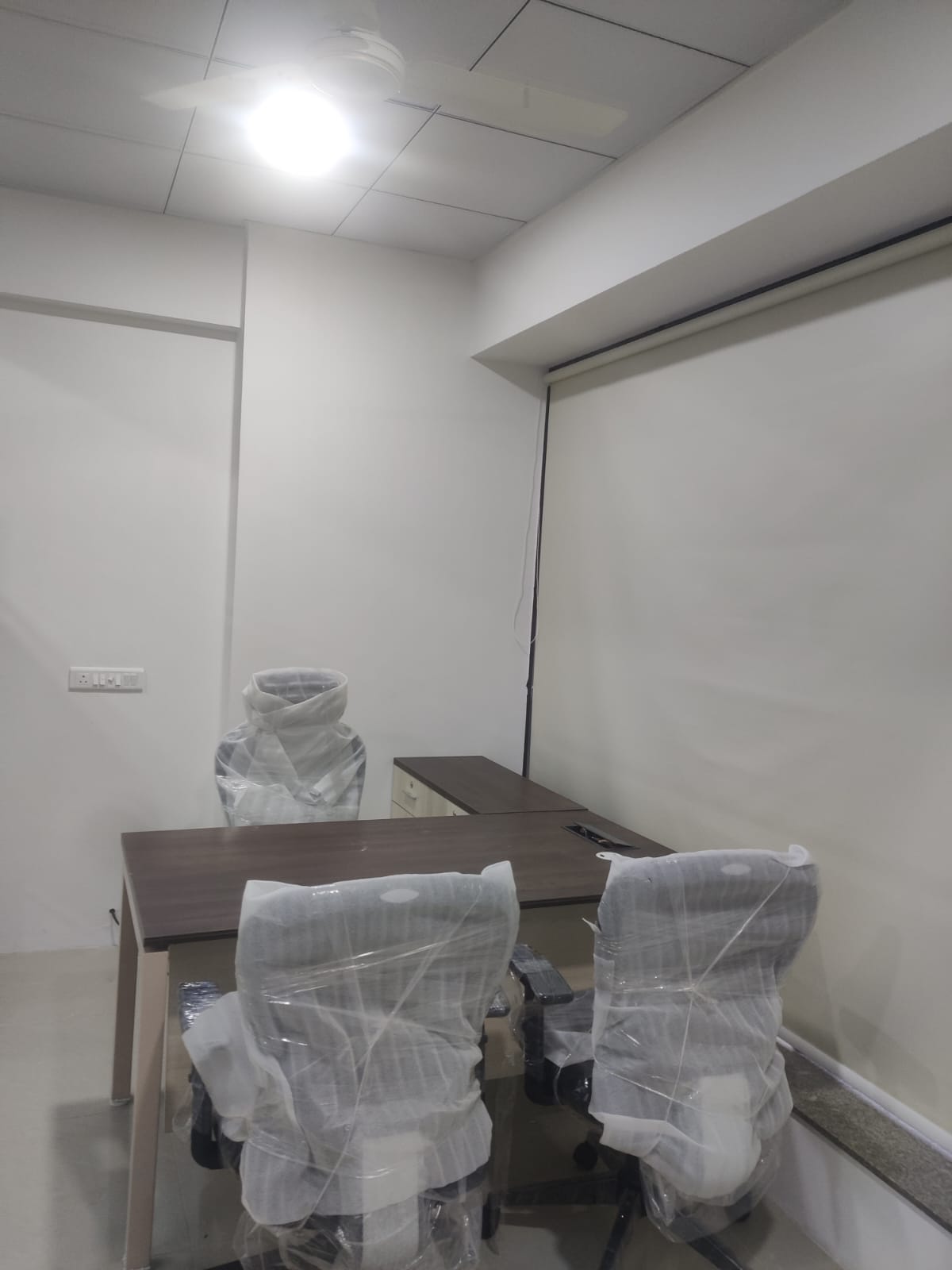 Office 661 Sq. Ft. Commercial Office for Sale in Prahladnagar Ahmedabad - Media 4