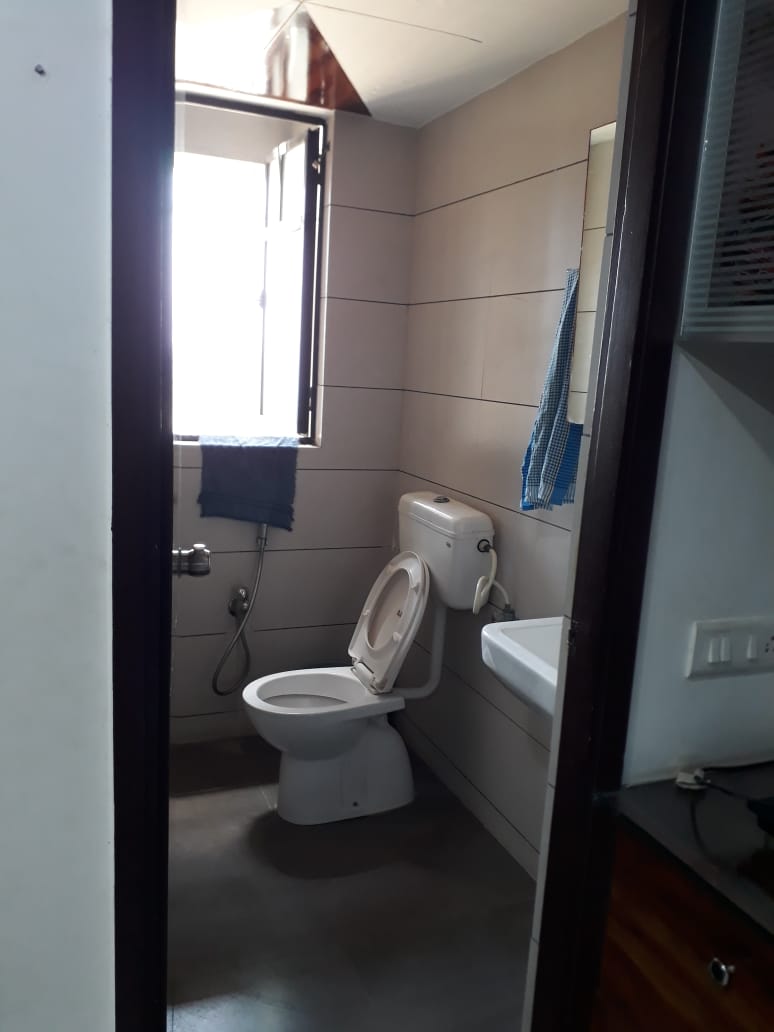 Office 510 Sq. Ft. Commercial Office for Sale in Drive In Road Ahmedabad - Media 20