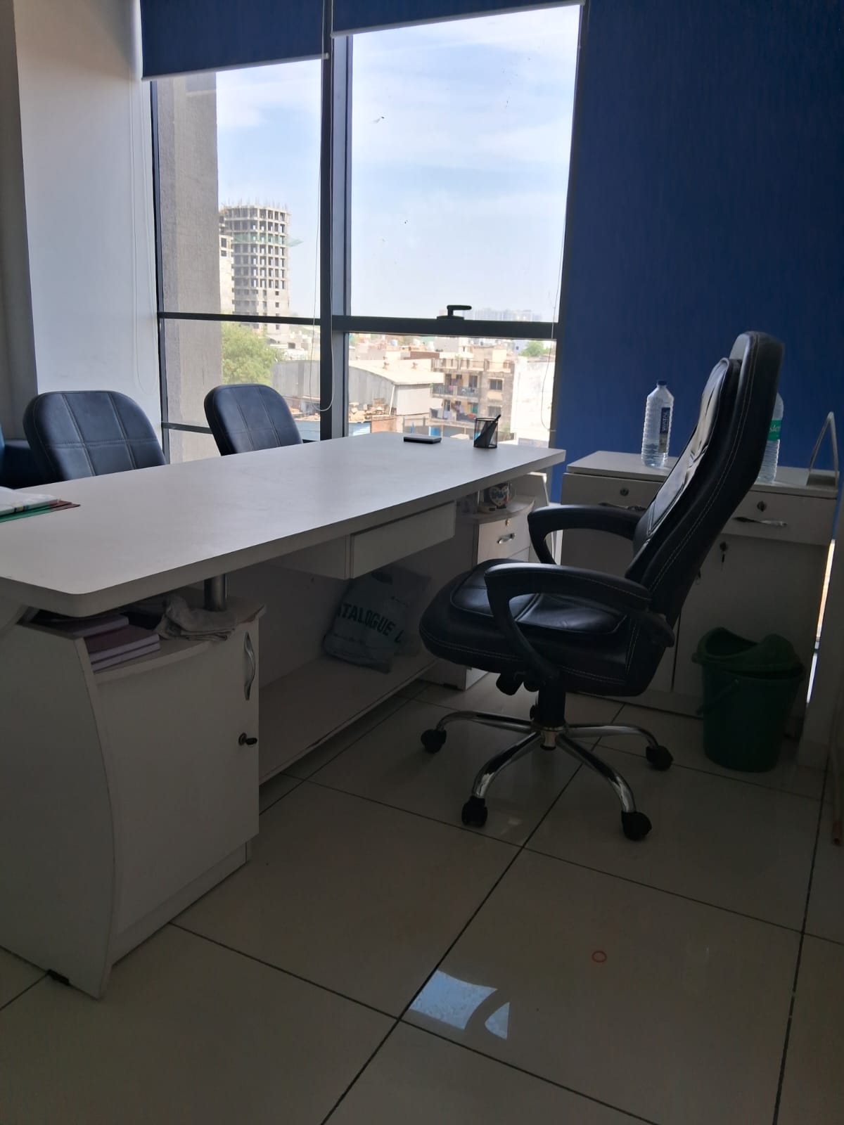 Office 700 Sq. Ft. Commercial Office for Rent in Sg Highway Ahmedabad - Media 2