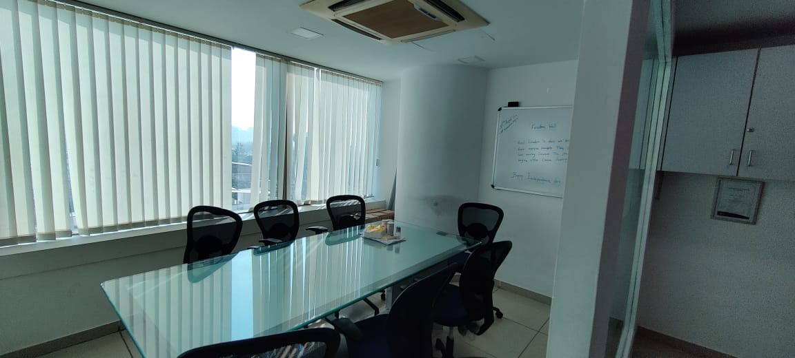 Office 1380 Sq. Ft. Commercial Office for Rent in Prahladnagar Ahmedabad - Media 1