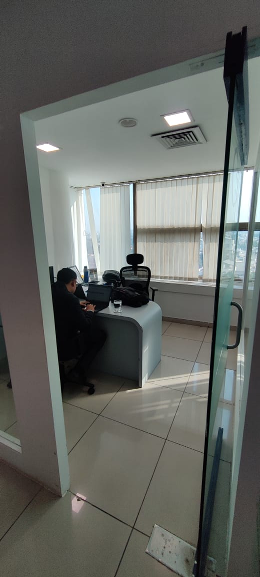 Office 1380 Sq. Ft. Commercial Office for Rent in Prahladnagar Ahmedabad - Media 4