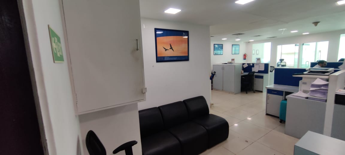 Office 1380 Sq. Ft. Commercial Office for Rent in Prahladnagar Ahmedabad - Media 7