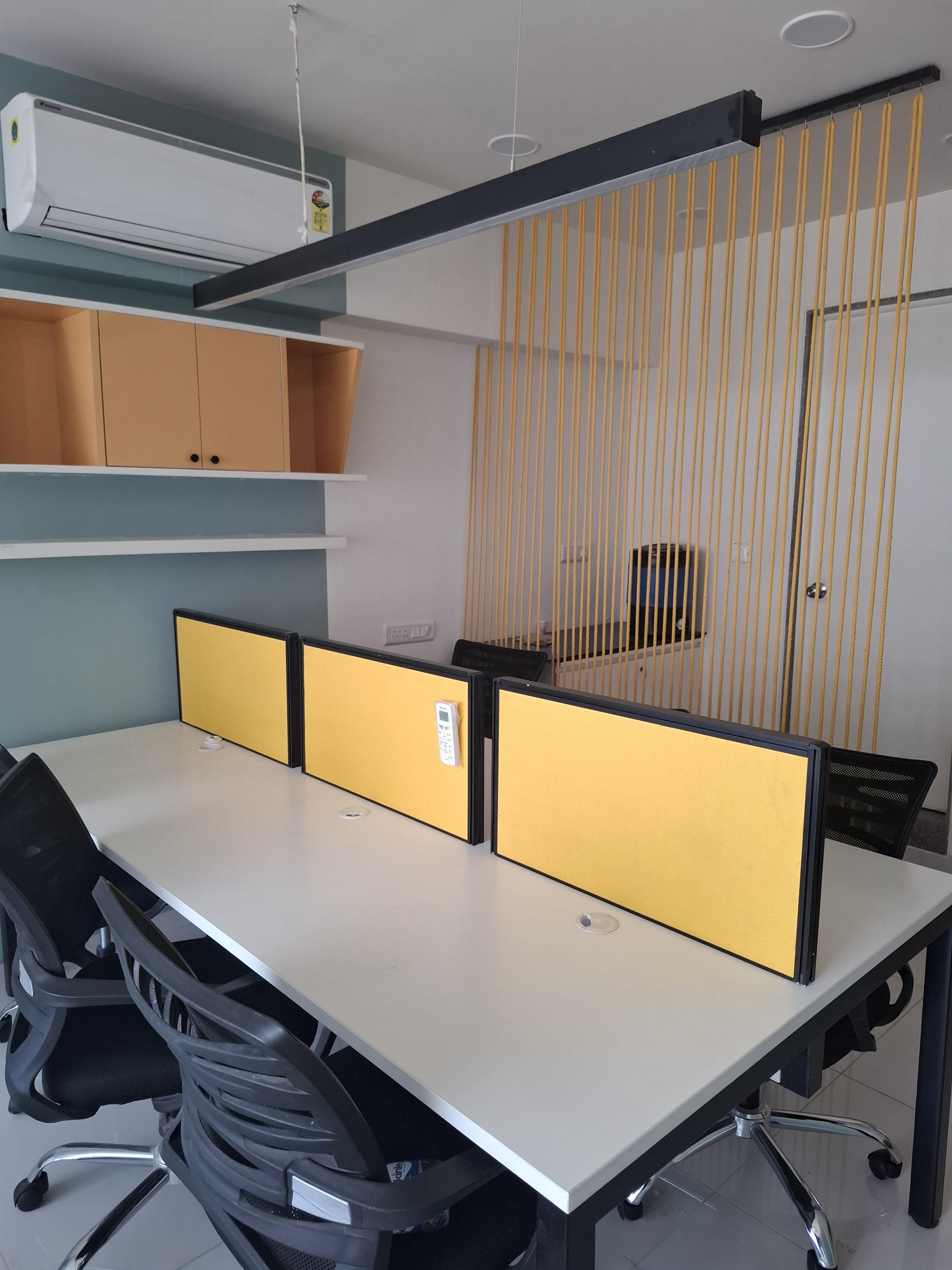 Office 505 Sq. Ft. Commercial Office for Rent in Satellite Ahmedabad - Media 8