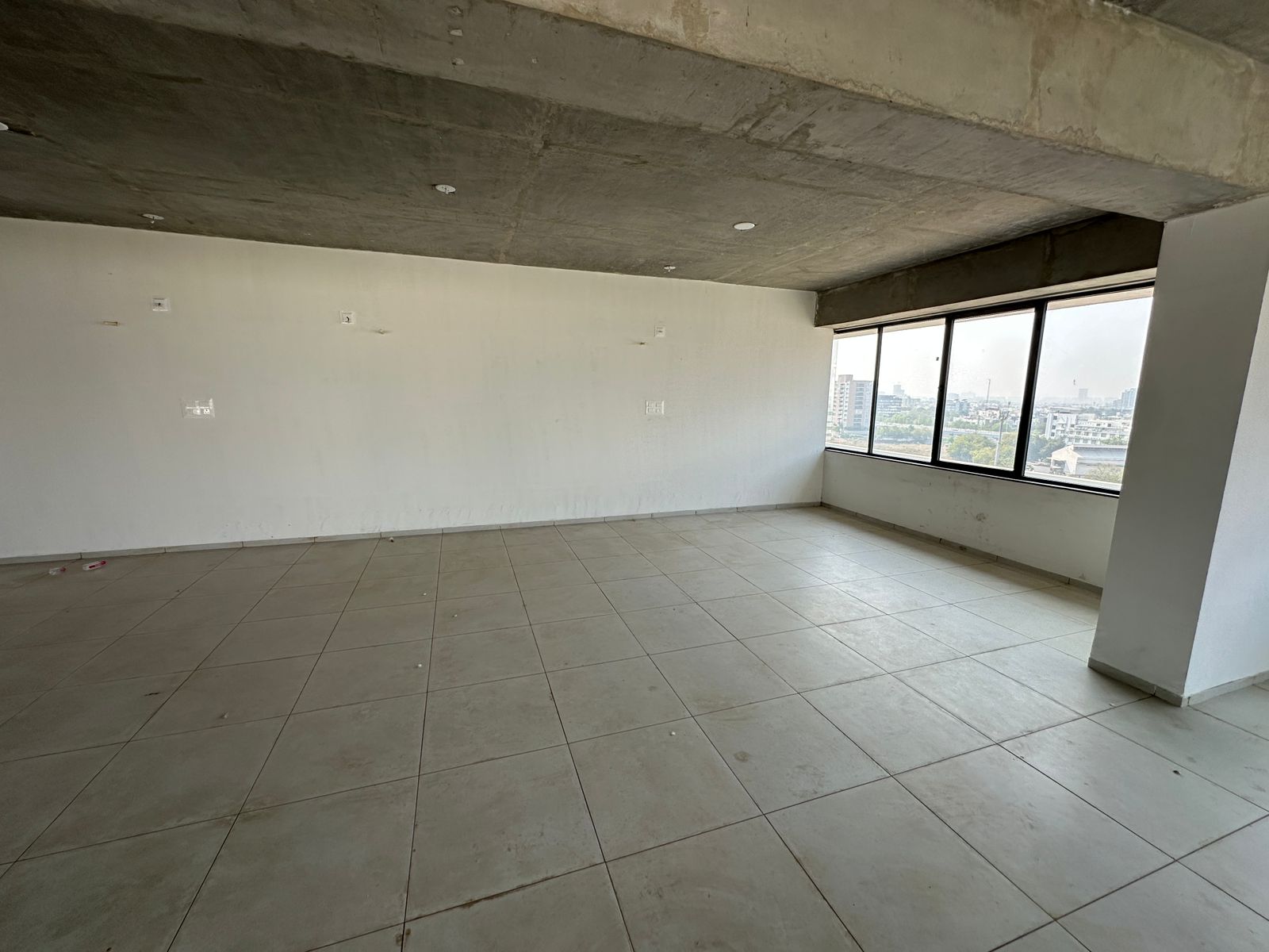 Office 2625 Sq. Ft. Commercial Office for Rent in Sola Ahmedabad - Media 7