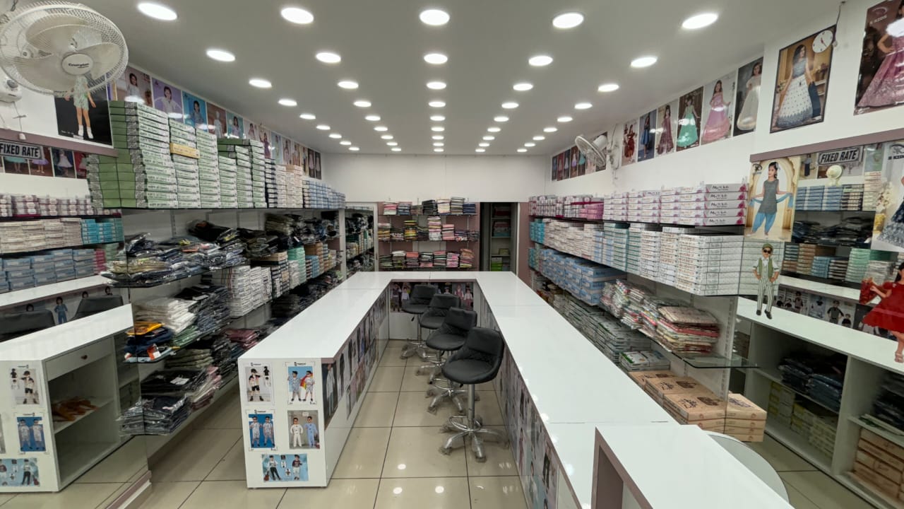 Showroom 750 Sq. Ft. Showroom Ground Floor for Rent in Gota Ahmedabad - Media 7